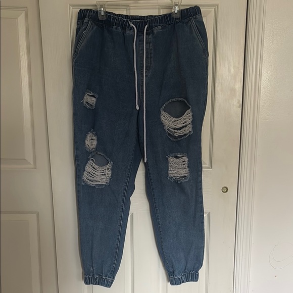 Fashion Nova Blue Distressed Jeans - Picture 1 of 3